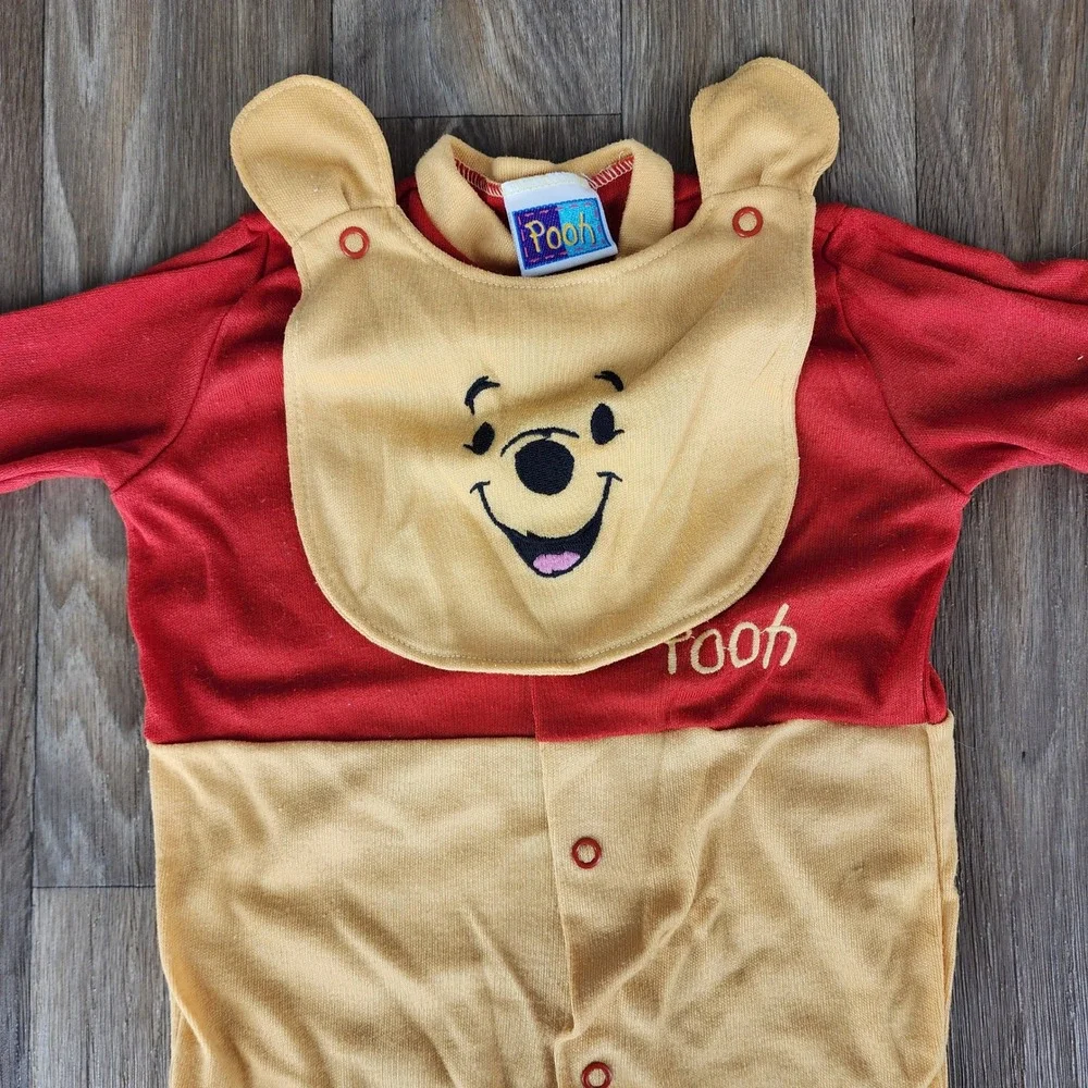 Disney Winnie the Pooh Vintage‎ Footed Sleeper Bib 6-9 Months Red Yellow